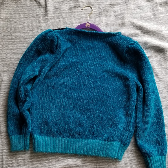 Sweater - Picture 2 of 3